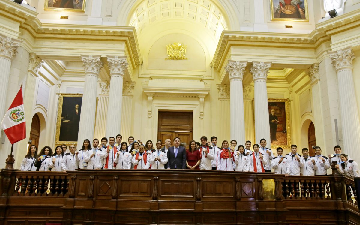 Congreso premia a Medallistas Panamericanos